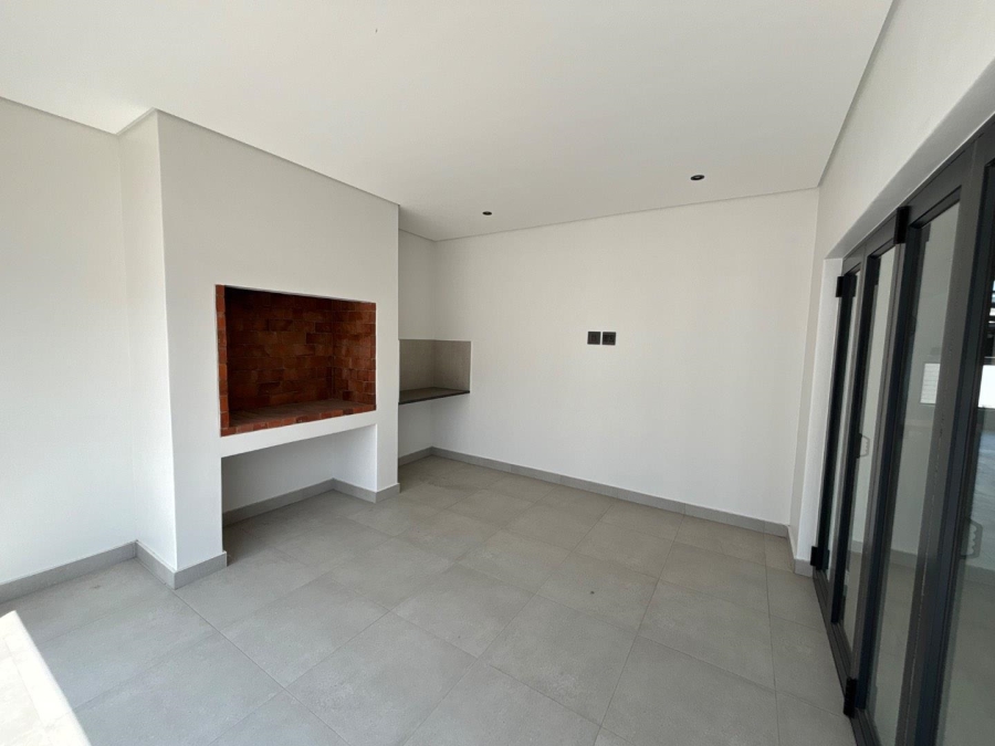 4 Bedroom Property for Sale in Sandown Western Cape